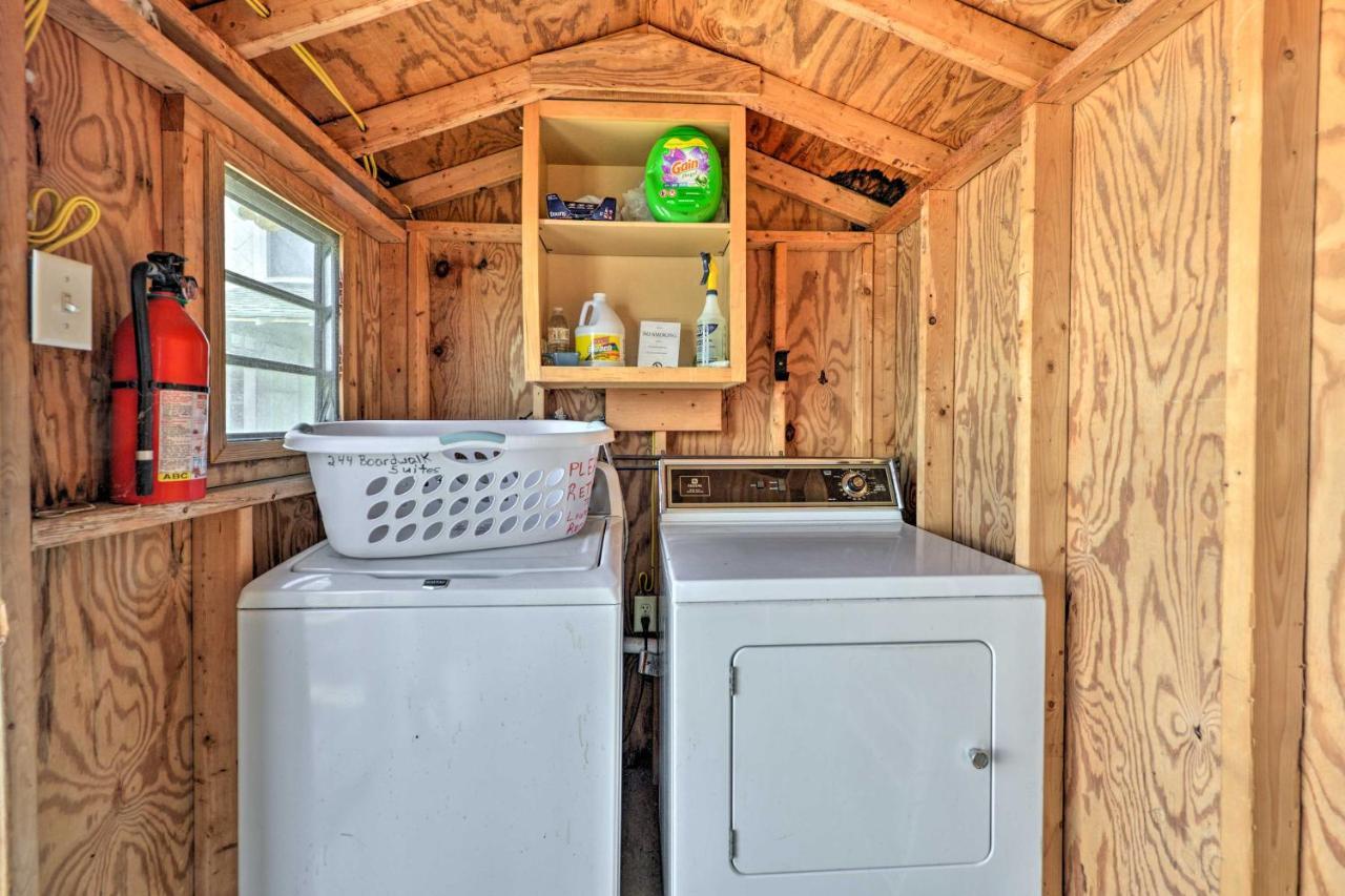 Pet-Friendly Apartment In Wildwood Less Than 1 Mi To Beach Eksteriør billede
