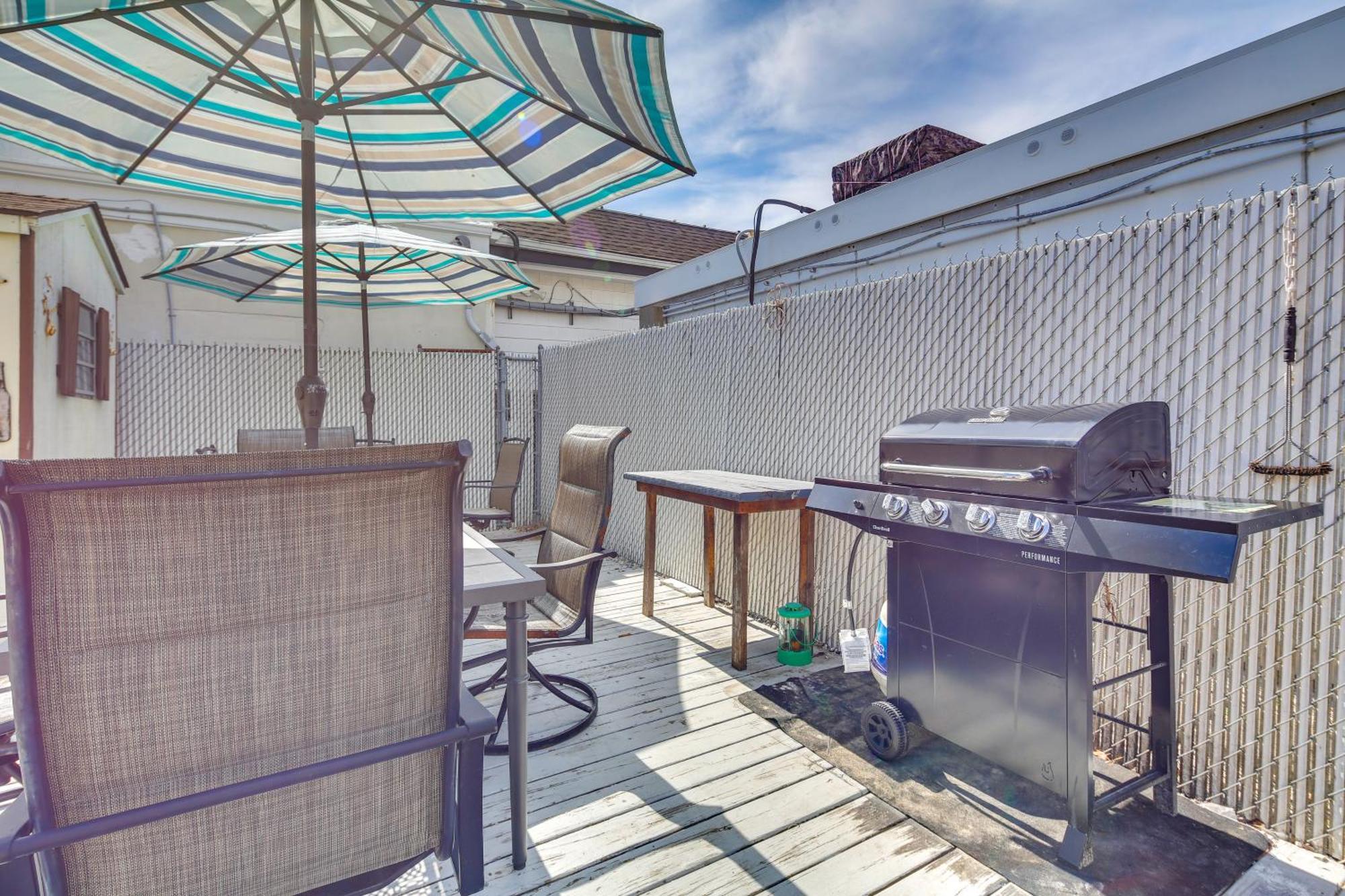Pet-Friendly Apartment In Wildwood Less Than 1 Mi To Beach Eksteriør billede